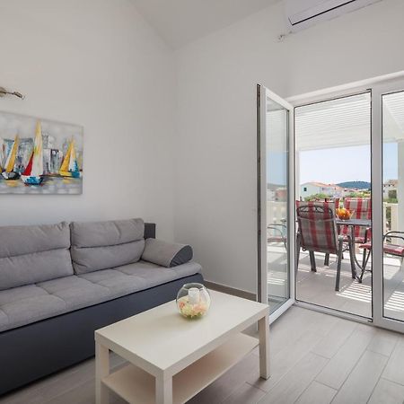 Vila Blanka Apartments Rogoznica  Exterior photo