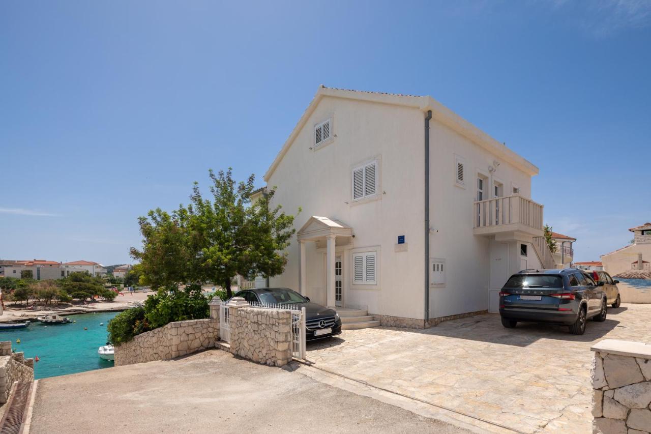 Vila Blanka Apartments Rogoznica  Exterior photo